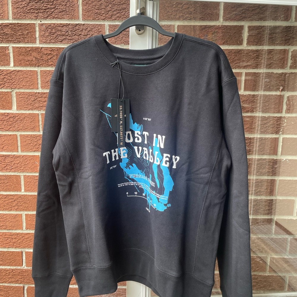 NWT AFIELD OUT hiking graphic gorpcore crewneck heavyweight fleece sweater top